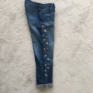 Sahalie Embroidered embellished cuff jeans